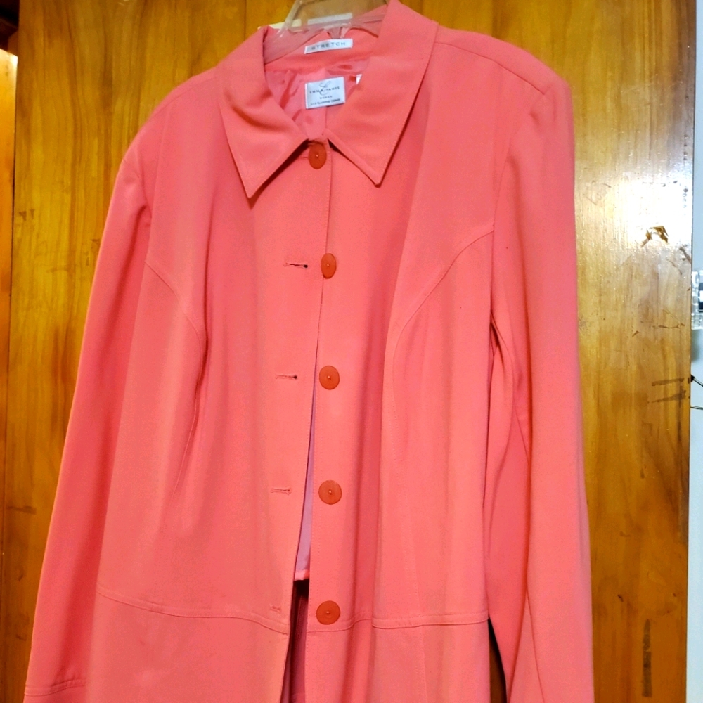 Emma James 22W Stretch Peach Lined Blazer